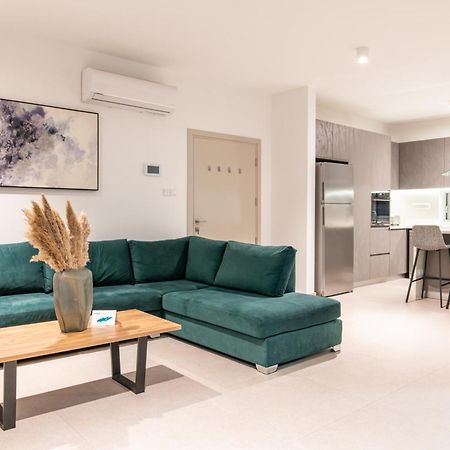 Venus Apartment Larnaca Dış mekan fotoğraf