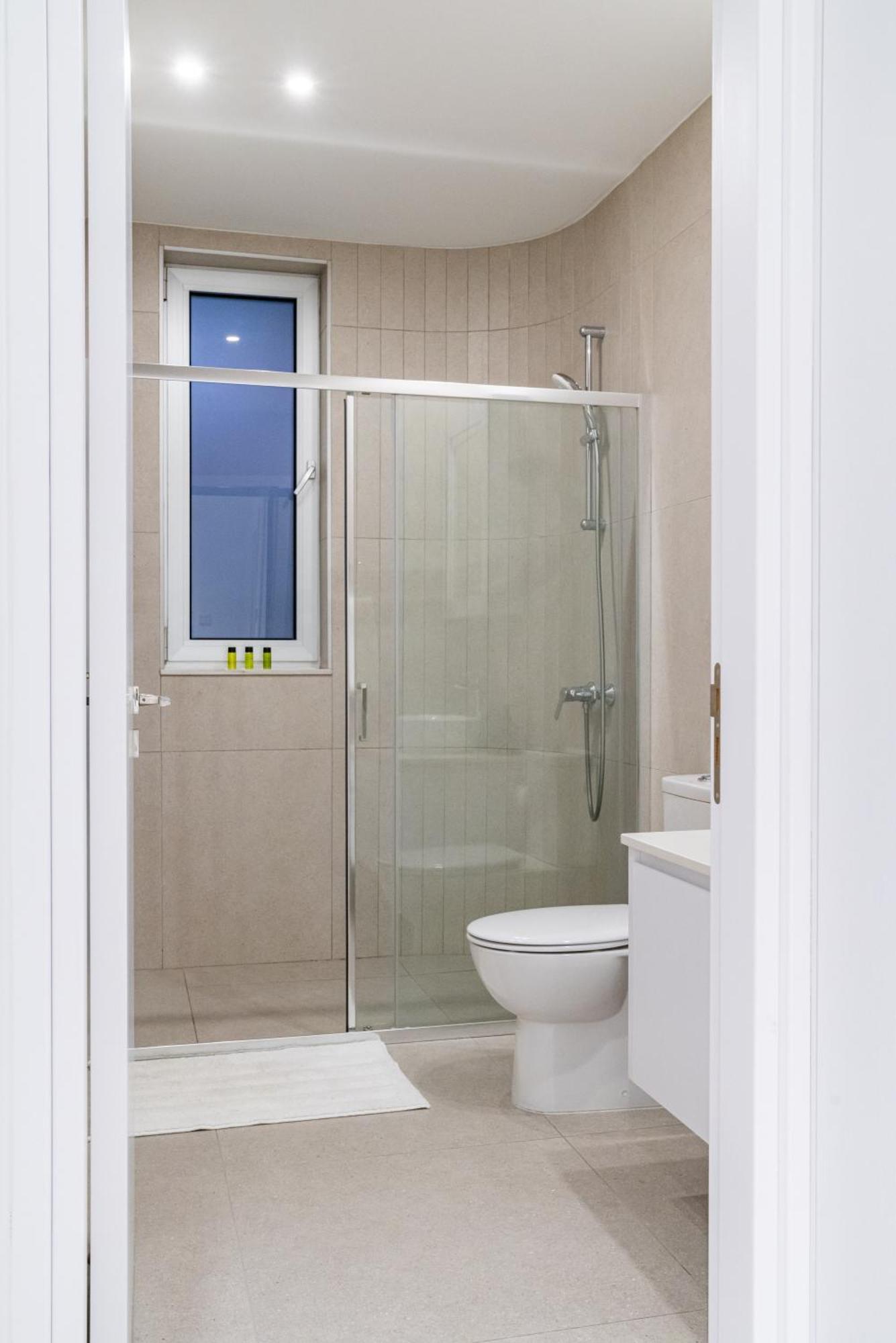 Venus Apartment Larnaca Dış mekan fotoğraf
