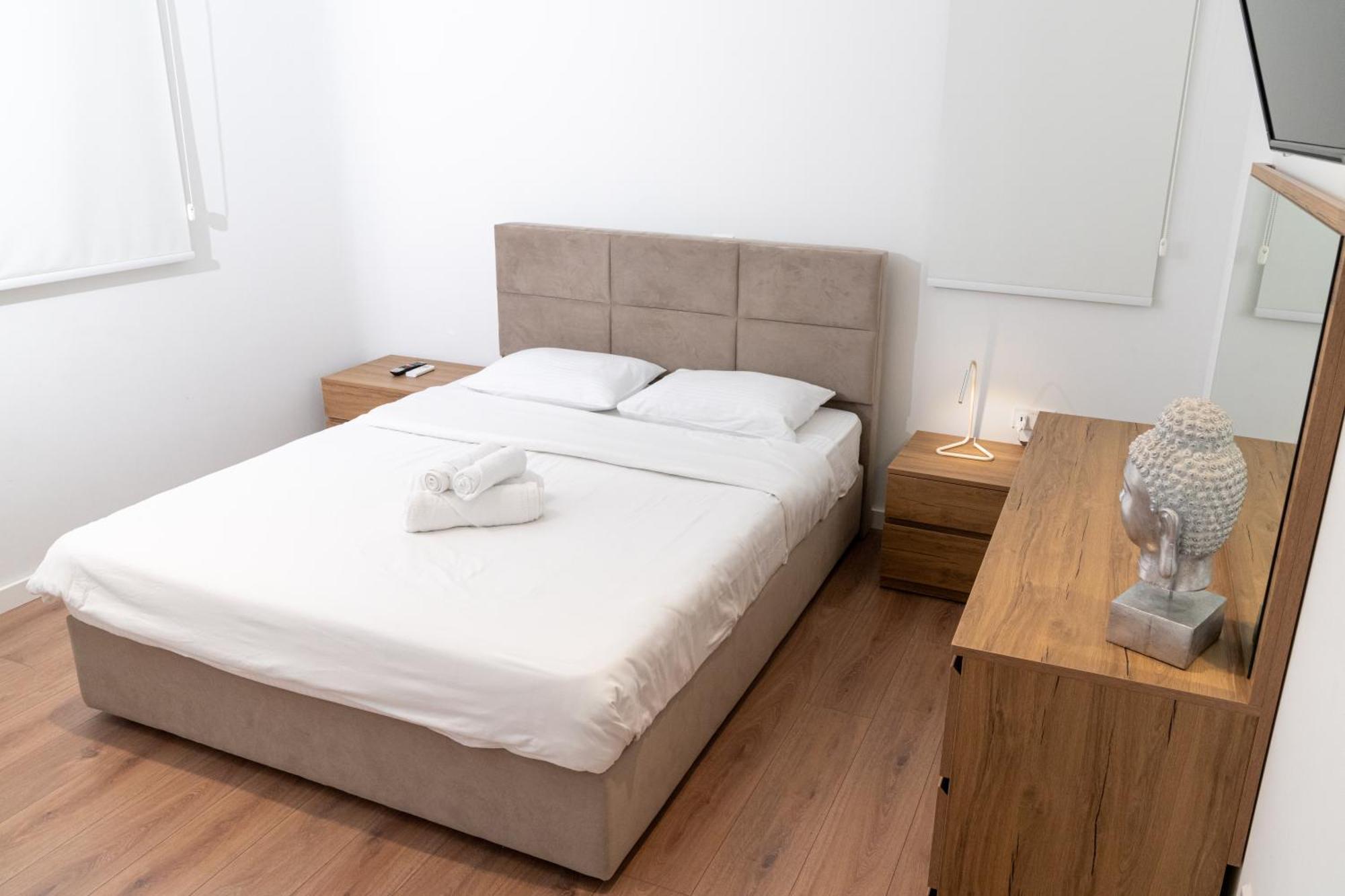 Venus Apartment Larnaca Dış mekan fotoğraf